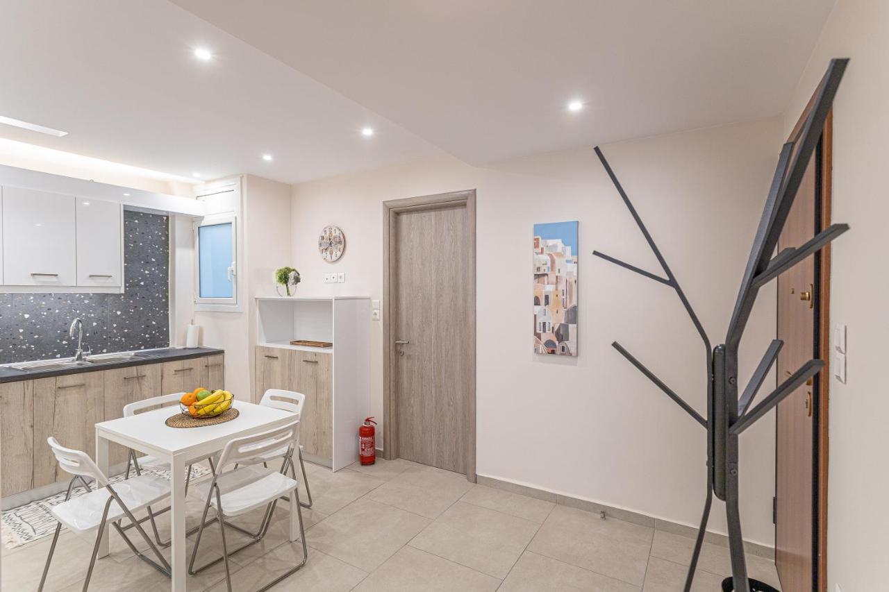Amazing Apartment Near Metro Station! Atenas Exterior foto